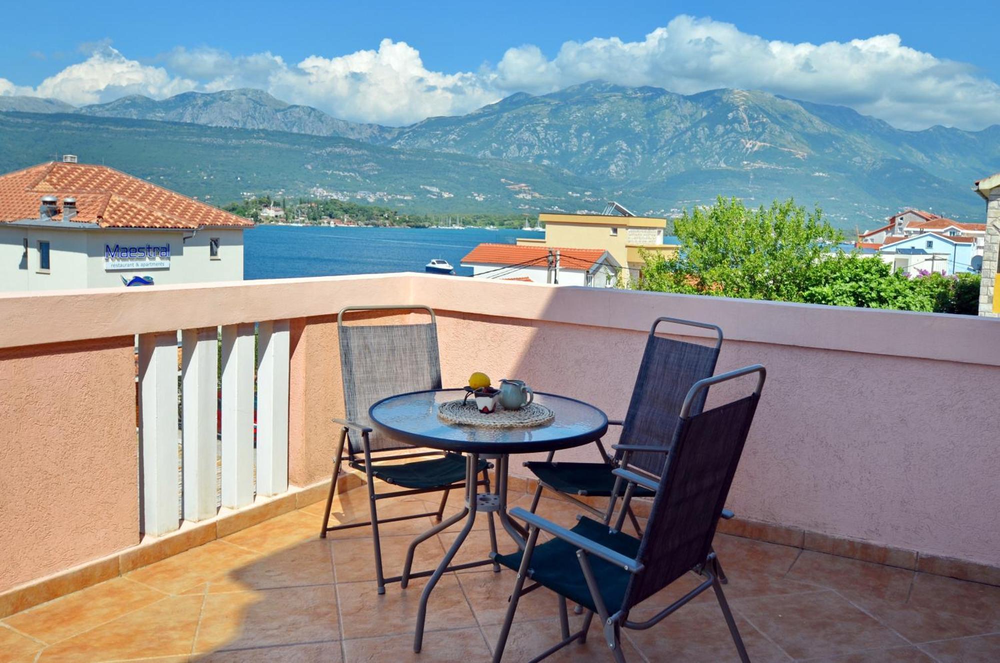 Stradioti Apartments Тиват Экстерьер фото
