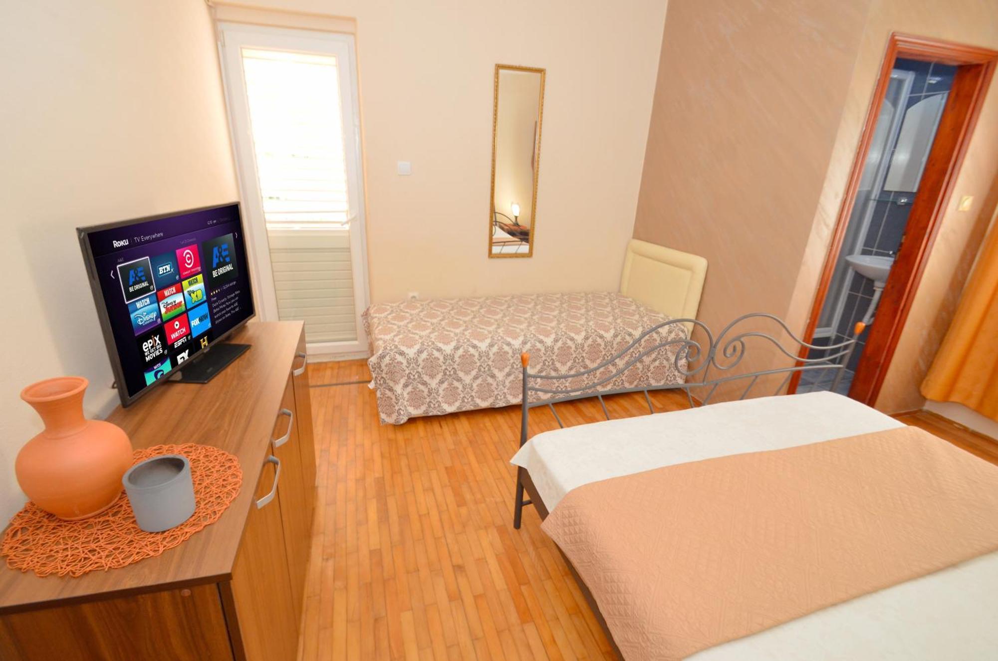Stradioti Apartments Тиват Экстерьер фото