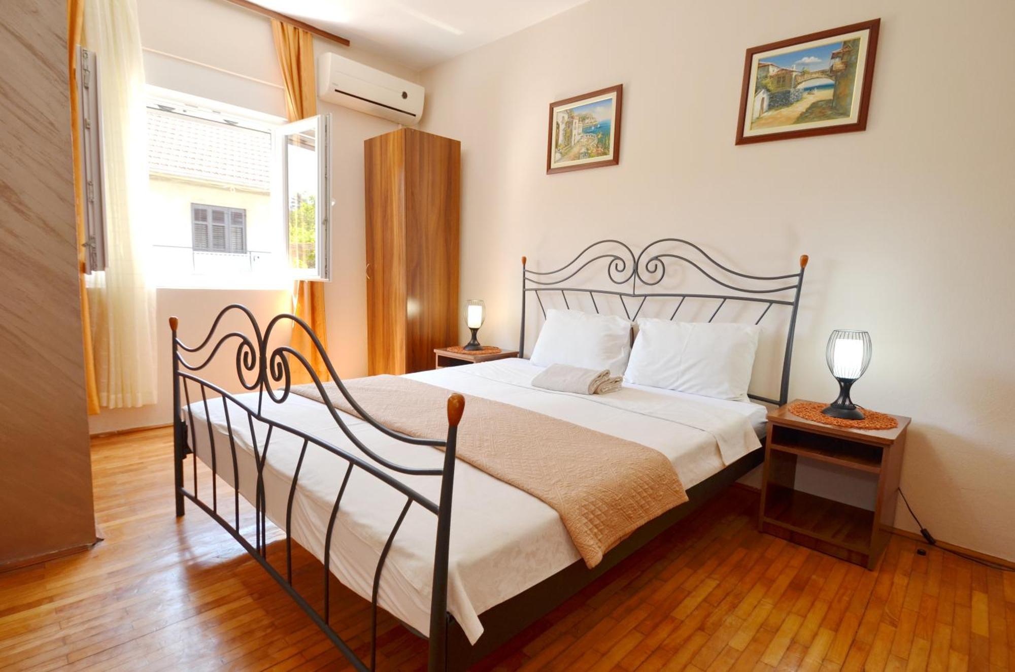 Stradioti Apartments Тиват Экстерьер фото